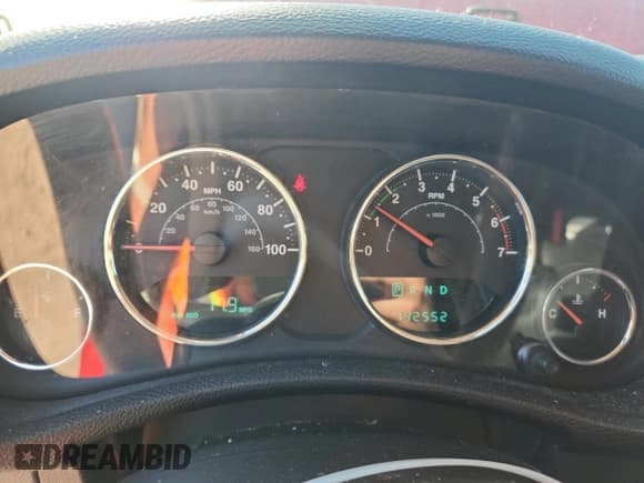 ✅ 2011 Jeep Wrangler Sport • VIN: 1J4GA2D10BL589055 • Лот: 93050675. Опубликован ранее на Copart с пробегом 142 552 миль. Бесплатный доступ к архиву аукционных продаж из США и подробный отчёт об истории автомобиля на DreamBid. Изображение 9.