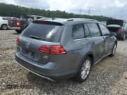 ✅ 2017 Volkswagen Golf S • VIN: 3VWH17AU0HM533482 • Лот: 82057025. Опубликован ранее на Copart с пробегом 62 448 миль. Бесплатный доступ к архиву аукционных продаж из США и подробный отчёт об истории автомобиля на DreamBid. Изображение 3.