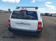 ✅ 2017 Jeep Patriot Latitude • VIN: 1C4NJRFB5HD210548 • Lot: 43096557. Listed on IAAI with 113,088 mi. Free auction sales archive from the USA and detailed vehicle history report at DreamBid. Image 16.