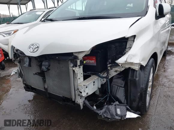 ✅ 2015 Toyota Sienna Limited • VIN: 5TDDK3DC9FS115784 • Лот: 41355934. Опубликован ранее на IAAI с пробегом 125 675 миль. Бесплатный доступ к архиву аукционных продаж из США и подробный отчёт об истории автомобиля на DreamBid. Изображение 6.