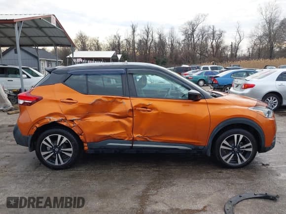 ✅ 2019 Nissan Kicks S • VIN: 3N1CP5CU6KL559887 • Lot: 41491252. Listed on IAAI with 69,357 mi. Free auction sales archive from the USA and detailed vehicle history report at DreamBid. Image 13.