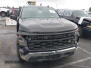✅ 2022 Chevrolet Silverado 1500 Work Truck • VIN: 1GCPAAEKXNZ620093 • Lot: 41507676. Wystawiony na IAAI z przebiegiem 34 699 mil. Bezpłatny archiwum sprzedaży aukcyjnych z USA i szczegółowy raport historii pojazdu na DreamBid. Zdjęcie 12.