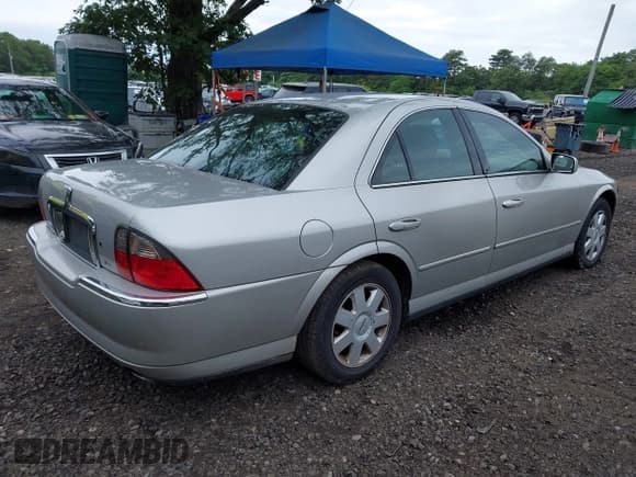 ✅ 2003 Lincoln LS • VIN: 1LNHM86S83Y665096 • Лот: 42511745. Опубликован ранее на IAAI с пробегом 92 338 миль. Бесплатный доступ к архиву аукционных продаж из США и подробный отчёт об истории автомобиля на DreamBid. Изображение 4.