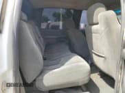 ✅ 2004 Chevrolet Silverado 1500 Z71 • VIN: 2GCEK13T841311696 • Lot: 70833615. Wystawiony na Copart z przebiegiem 231 014 mil. Bezpłatny archiwum sprzedaży aukcyjnych z USA i szczegółowy raport historii pojazdu na DreamBid. Zdjęcie 10.