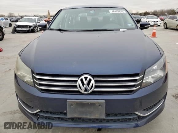 ✅ 2013 Volkswagen Passat S • VIN: 1VWAP7A32DC007583 • Лот: 46442615. Опубликован ранее на Copart с пробегом 137 210 миль. Бесплатный доступ к архиву аукционных продаж из США и подробный отчёт об истории автомобиля на DreamBid. Изображение 5.