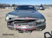 ✅ 2010 Dodge Challenger SE • VIN: 2B3CJ4DV8AH103317 • Lot: 42911135. Wystawiony na Copart z przebiegiem 163 618 mil. Bezpłatny archiwum sprzedaży aukcyjnych z USA i szczegółowy raport historii pojazdu na DreamBid. Zdjęcie 5.