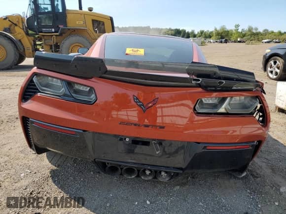 2015 Chevrolet Corvette Z06 3LZ с VIN 1G1YU2D61F5604792, выставлен на аукционе Copart как лот 69976954 с пробегом 16 658 миль миль и Списание • Salvage title. История ставок и продаж доступна на DreamBid. Изображение 6.