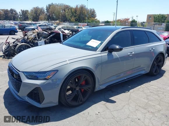 ✅ 2021 Audi RS 6 • VIN: WUA1CBF28MN903573 • Lot: 42019212. Listed on IAAI with 28,994 mi. Free auction sales archive from the USA and detailed vehicle history report at DreamBid. Image 2.