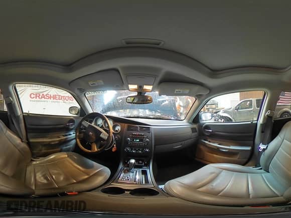 2005 Dodge Magnum RT z VIN 2D8GV58295H120015, wystawiony jako Copart lot #47890775 z przebiegiem 120 699 mil mil oraz Szkoda całkowita • Salvage title. Historia ofert i sprzedaży dostępna na DreamBid. Obrazek 13.