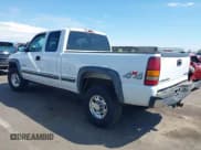✅ 2002 Chevrolet Silverado 2500HD • VIN: 1GCHK29U82E248890 • Lot: 43280406. Wystawiony na IAAI z przebiegiem 114 545 mil. Bezpłatny archiwum sprzedaży aukcyjnych z USA i szczegółowy raport historii pojazdu na DreamBid. Zdjęcie 3.