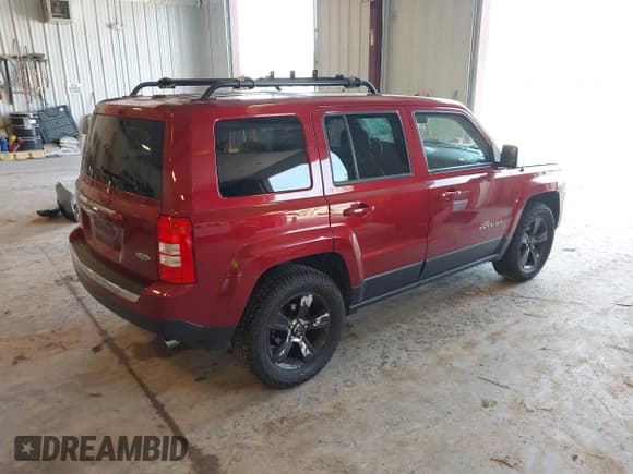 ✅ 2016 Jeep Patriot High Altitude • VIN: 1C4NJRFB6GD651250 • Lot: 43173260. Listed on IAAI with 104,945 mi. Free auction sales archive from the USA and detailed vehicle history report at DreamBid. Image 4.