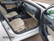 ✅ 2014 Volkswagen Jetta TDI w/Premium • VIN: 3VWLL7AJ5EM416017 • Lot: 41859544. Listed on IAAI with 134,682 mi. Free auction sales archive from the USA and detailed vehicle history report at DreamBid. Image 5.