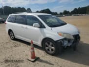 ✅ 2014 Toyota Sienna LE AAS • VIN: 5TDKK3DC4ES460369 • Lot: 87111115. Listed on Copart with 169,557 mi. Free auction sales archive from the USA and detailed vehicle history report at DreamBid. Image 4.