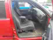 ✅ 2000 Dodge Dakota Sport • VIN: 1B7GL2AN7YS607119 • Лот: 42377808. Размещён на IAAI с пробегом 287 892 миль миль. Получите бесплатный доступ к архиву аукционных продаж из США и посмотрите подробный отчёт об истории автомобиля на DreamBid. Изображение 5.