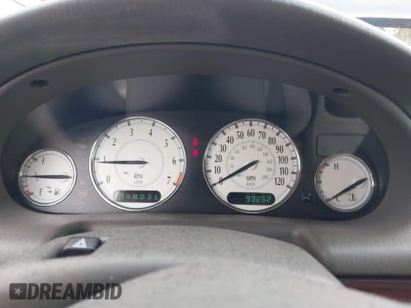 ✅ 2002 Chrysler Concorde Limited • VIN: 2C3AD56G22H136823 • Лот: 41637040. Опубликован ранее на IAAI с пробегом 93 262 миль. Бесплатный доступ к архиву аукционных продаж из США и подробный отчёт об истории автомобиля на DreamBid. Изображение 7.