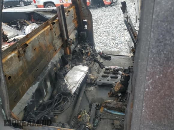 ✅ 2004 Ford F-150 STX • VIN: 1FTRX14W14NA48445 • Лот: 80184975. Опубликован ранее на Copart с пробегом Не указан. Бесплатный доступ к архиву аукционных продаж из США и подробный отчёт об истории автомобиля на DreamBid. Изображение 10.