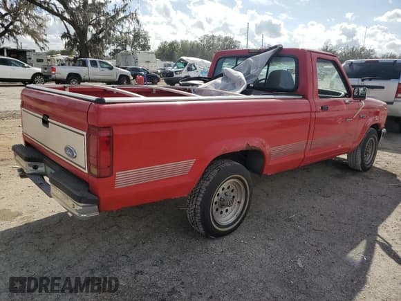 ✅ 1991 Ford Ranger Splash • VIN: 1FTCR10XXMTA47904 • Lot: 85566634. Listed on Copart with 39,495 mi. Free auction sales archive from the USA and detailed vehicle history report at DreamBid. Image 3.