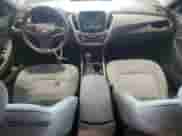 2017 Chevrolet Malibu LS z VIN 1G1ZC5ST8HF260022, wystawiony jako Copart lot #70101365 z przebiegiem 126 558 mil mil oraz Czysty tytuł • Clean title. Historia ofert i sprzedaży dostępna na DreamBid. Obrazek 8.