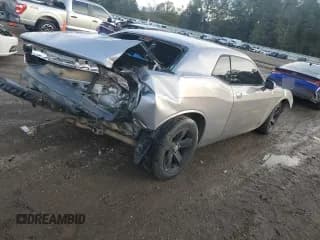 ✅ 2014 Dodge Challenger SXT • VIN: 2C3CDYAG8EH251108 • Lot: 83488424. Wystawiony na Copart z przebiegiem Nie podano. Bezpłatny archiwum sprzedaży aukcyjnych z USA i szczegółowy raport historii pojazdu na DreamBid. Zdjęcie 3.