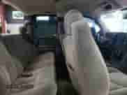 ✅ 2004 Chevrolet Silverado 1500 Z71 • VIN: 2GCEK19T541154216 • Lot: 72559924. Wystawiony na Copart z przebiegiem 150 728 mil mil. Skorzystaj z bezpłatnego archiwum sprzedaży aukcyjnych z USA i zobacz szczegółowy raport historii pojazdu na DreamBid. Zdjęcie 10.