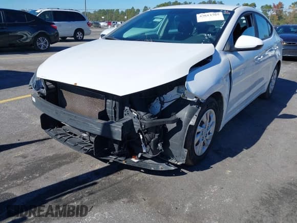 ✅ 2019 Hyundai Elantra SE • VIN: 5NPD74LF7KH493377 • Lot: 43613765. Listed on IAAI with 65,251 mi. Free auction sales archive from the USA and detailed vehicle history report at DreamBid. Image 6.