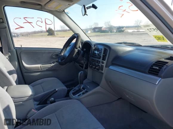 ✅ 2004 Suzuki Grand Vitara LX • VIN: JS3TD62V144100752 • Lot: 42368520. Listed on IAAI with 93,295 mi. Free auction sales archive from the USA and detailed vehicle history report at DreamBid. Image 5.