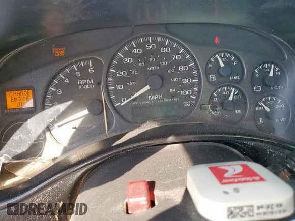 2002 Chevrolet Silverado 1500 с VIN 1GCEC14W42Z322785, выставлен на аукционе Copart как лот 81388455 с пробегом 380 228 миль миль и Списание • Salvage title. История ставок и продаж доступна на DreamBid. Изображение 9.