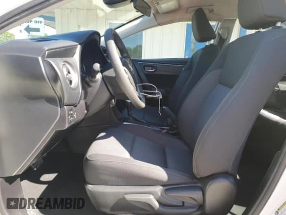 ✅ 2019 Toyota Corolla L • VIN: 5YFBURHE8KP916810 • Lot: 90862135. Listed on Copart with 47,442 mi. Free auction sales archive from the USA and detailed vehicle history report at DreamBid. Image 7.