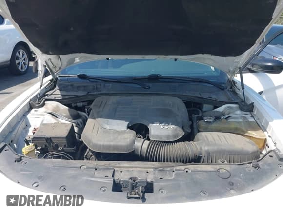 ✅ 2018 Dodge Charger SXT Plus • VIN: 2C3CDXHG5JH263596 • Lot: 43072883. Wystawiony na IAAI z przebiegiem 142 713 mil. Bezpłatny archiwum sprzedaży aukcyjnych z USA i szczegółowy raport historii pojazdu na DreamBid. Zdjęcie 10.