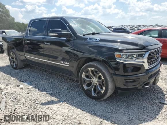 2019 Ram 1500 Limited z VIN 1C6SRFPT5KN605758, wystawiony jako Copart lot #68858065 z przebiegiem 134 606 mil mil oraz Szkoda całkowita • Salvage title. Historia ofert i sprzedaży dostępna na DreamBid. Obrazek 4.