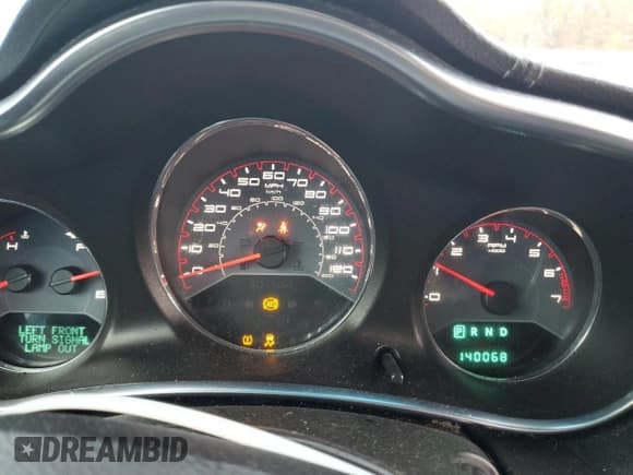 ✅ 2014 Dodge Avenger SXT • VIN: 1C3CDZCB5EN152213 • Lot: 93470625. Wystawiony na Copart z przebiegiem 140 068 mil. Bezpłatny archiwum sprzedaży aukcyjnych z USA i szczegółowy raport historii pojazdu na DreamBid. Zdjęcie 9.