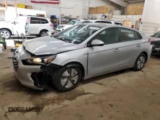 2021 Hyundai Ioniq Blue z VIN KMHC65LC0MU252744, wystawiony jako Copart lot #59742105 z przebiegiem 112 568 mil mil oraz Nie do naprawy • Non repairable. Historia ofert i sprzedaży dostępna na DreamBid. Obrazek 1.
