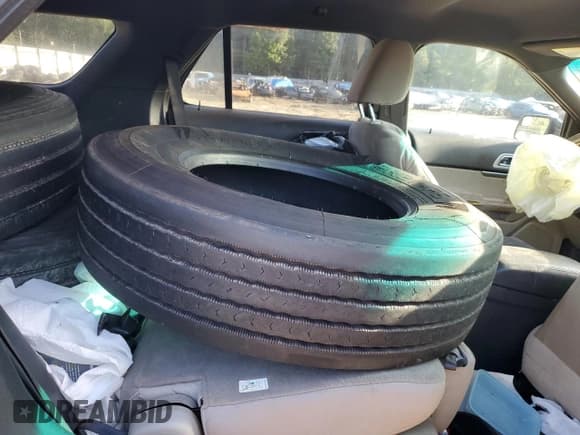 ✅ 2012 Ford Explorer XLT • VIN: 1FMHK7D80CGA35179 • Лот: 84887985. Опубликован ранее на Copart с пробегом 174 080 миль. Бесплатный доступ к архиву аукционных продаж из США и подробный отчёт об истории автомобиля на DreamBid. Изображение 11.