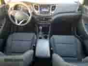 2017 Hyundai Tucson SE с VIN KM8J3CA4XHU497038, выставлен на аукционе Copart как лот 81793615 с пробегом 121 402 миль миль и Чистый • Clean title. История ставок и продаж доступна на DreamBid. Изображение 8.