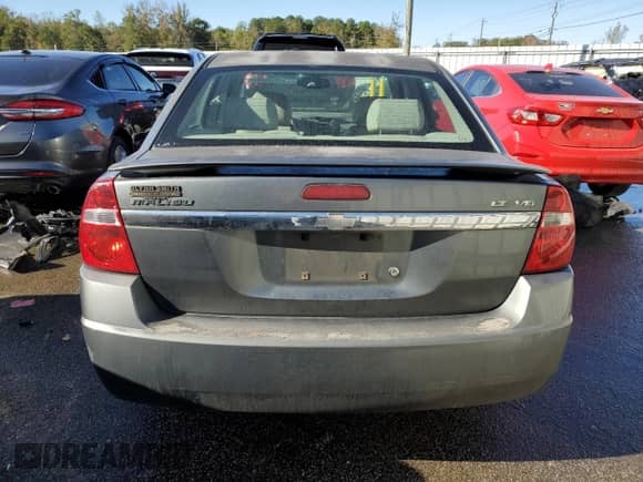2004 Chevrolet Malibu LT z VIN 1G1ZU54814F246978, wystawiony jako Copart lot #79726064 z przebiegiem 276 545 mil mil oraz Szkoda całkowita • Salvage title. Historia ofert i sprzedaży dostępna na DreamBid. Obrazek 6.