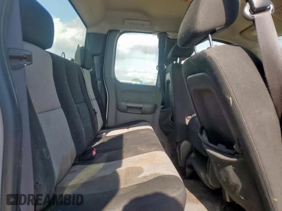 ✅ 2008 Chevrolet Silverado 2500HD Work Truck • VIN: 1GCHC29K58E139338 • Lot: 60833175. Wystawiony na Copart z przebiegiem 343 349 mil. Bezpłatny archiwum sprzedaży aukcyjnych z USA i szczegółowy raport historii pojazdu na DreamBid. Zdjęcie 10.