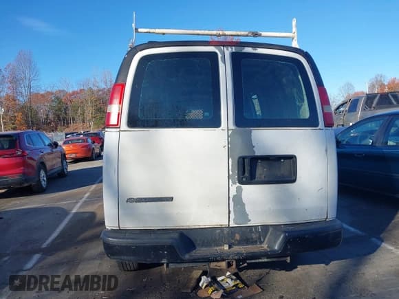 ✅ 2007 Chevrolet Express Cargo • VIN: 1GCGG25V471133620 • Лот: 43715719. Опубликован ранее на IAAI с пробегом 281 494 миль. Бесплатный доступ к архиву аукционных продаж из США и подробный отчёт об истории автомобиля на DreamBid. Изображение 17.