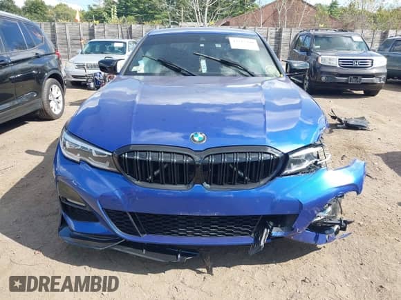 2020 BMW 3 Series 330i xDrive z VIN WBA5R7C02LFJ31901, wystawiony jako IAAI lot #43217310 z przebiegiem 75 623 mil mil oraz . Historia ofert i sprzedaży dostępna na DreamBid. Obrazek 12.