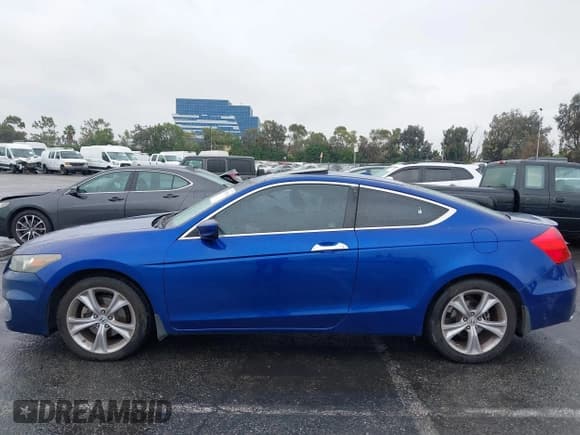 ✅ 2011 Honda Accord EX-L • VIN: 1HGCS2B82BA005978 • Лот: 43710536. Опубликован ранее на IAAI с пробегом 188 695 миль. Бесплатный доступ к архиву аукционных продаж из США и подробный отчёт об истории автомобиля на DreamBid. Изображение 14.