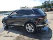 ✅ 2016 Volkswagen Touareg Lux • VIN: WVGEF9BP2GD012359 • Lot: 80117145. Wystawiony na Copart z przebiegiem Nie podano. Bezpłatny archiwum sprzedaży aukcyjnych z USA i szczegółowy raport historii pojazdu na DreamBid. Zdjęcie 2.