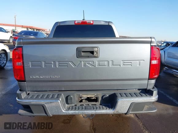 ✅ 2021 Chevrolet Colorado 2WD Work Truck • VIN: 1GCGSBEAXM1147271 • Lot: 41504543. Wystawiony na IAAI z przebiegiem 31 059 mil. Bezpłatny archiwum sprzedaży aukcyjnych z USA i szczegółowy raport historii pojazdu na DreamBid. Zdjęcie 16.