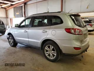 ✅ 2011 Hyundai Santa Fe SE • VIN: 5XYZH4AG1BG018247 • Lot: 57107634. Listed on Copart with 209,184 mi. Free auction sales archive from the USA and detailed vehicle history report at DreamBid. Image 2.