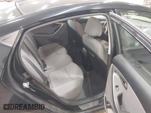 2013 Hyundai Elantra Limited с VIN 5NPDH4AE2DH355756, выставлен на аукционе IAAI как лот 43409718 с пробегом 125 551 миль миль и . История ставок и продаж доступна на DreamBid. Изображение 8.