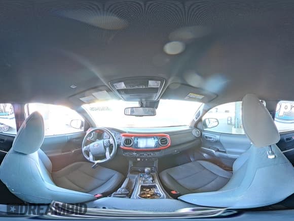 ✅ 2019 Toyota Tacoma TRD Sport • VIN: 3TMDZ5BN7KM073038 • Лот: 82628425. Опубликован ранее на Copart с пробегом 73 170 миль. Бесплатный доступ к архиву аукционных продаж из США и подробный отчёт об истории автомобиля на DreamBid. Изображение 15.