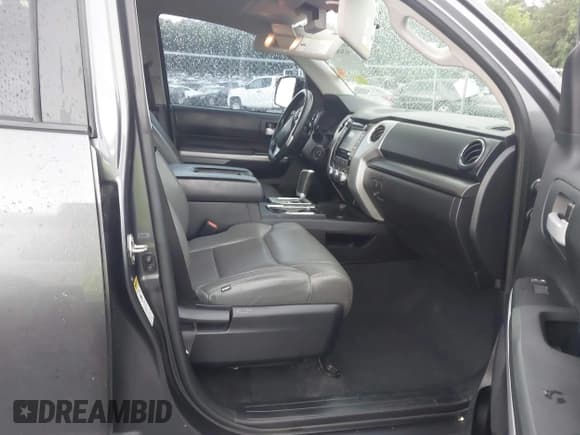✅ 2016 Toyota Tundra SR5 • VIN: 5TFEM5F10GX101452 • Lot: 42456461. Listed on IAAI with 115,172 mi. Free auction sales archive from the USA and detailed vehicle history report at DreamBid. Image 5.