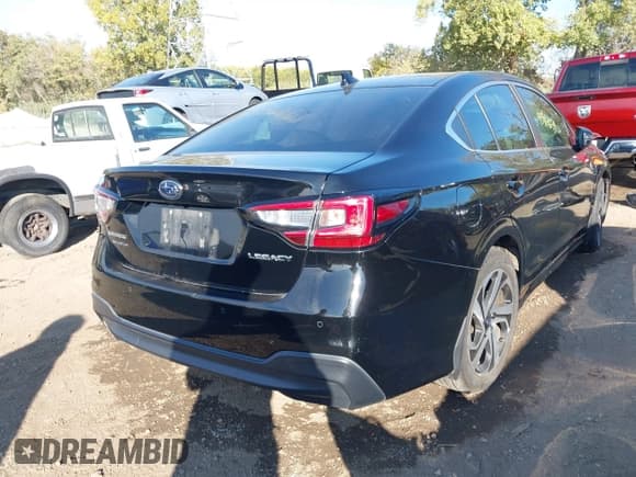 ✅ 2020 Subaru Legacy Limited • VIN: 4S3BWAN60L3030872 • Lot: 43467634. Listed on IAAI with 67,474 mi. Free auction sales archive from the USA and detailed vehicle history report at DreamBid. Image 4.