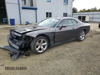 ✅ 2013 Dodge Challenger R/T Plus • VIN: 2C3CDYBT4DH541789 • Lot: 86226475. Wystawiony na Copart z przebiegiem 124 281 mil. Bezpłatny archiwum sprzedaży aukcyjnych z USA i szczegółowy raport historii pojazdu na DreamBid. Zdjęcie 1.