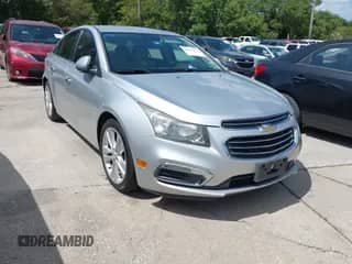 2016 Chevrolet Cruze LTZ z VIN 1G1PG5SB8G7133184, wystawiony jako IAAI lot #42848227 z przebiegiem 101 856 mil mil oraz . Historia ofert i sprzedaży dostępna na DreamBid. Obrazek 1.