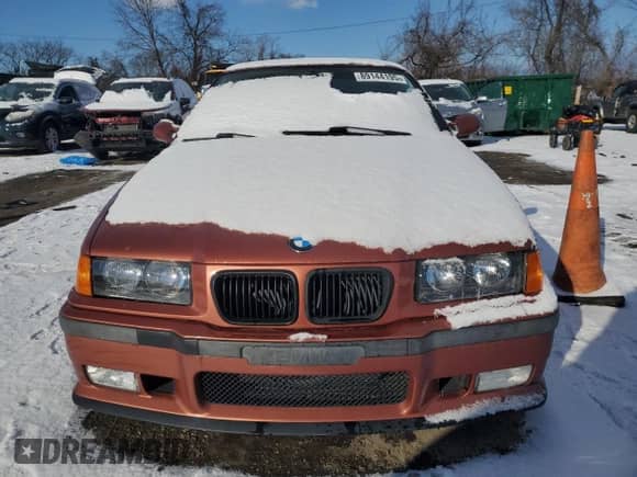 1997 BMW 3 Series M3s z VIN WBSCD9329VEE06884, wystawiony jako Copart lot #89144195 z przebiegiem 168 494 mil mil oraz Czysty tytuł • Clean title. Historia ofert i sprzedaży dostępna na DreamBid. Obrazek 5.