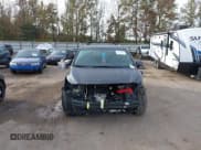 ✅ 2017 Kia Sedona EX • VIN: KNDMC5C12H6283052 • Lot: 40749961. Listed on IAAI with 146,996 mi. Free auction sales archive from the USA and detailed vehicle history report at DreamBid. Image 6.